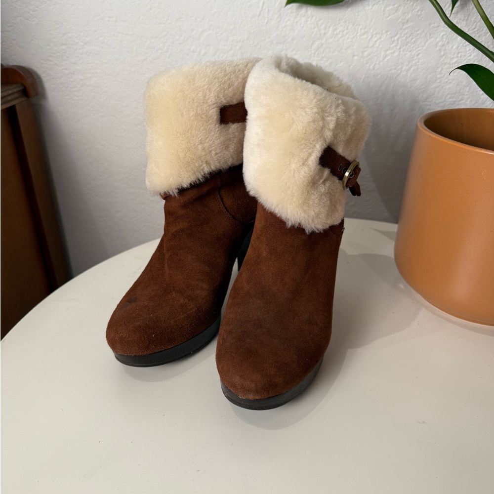UGG Chestnut Suede Boots with Shearling Cuff